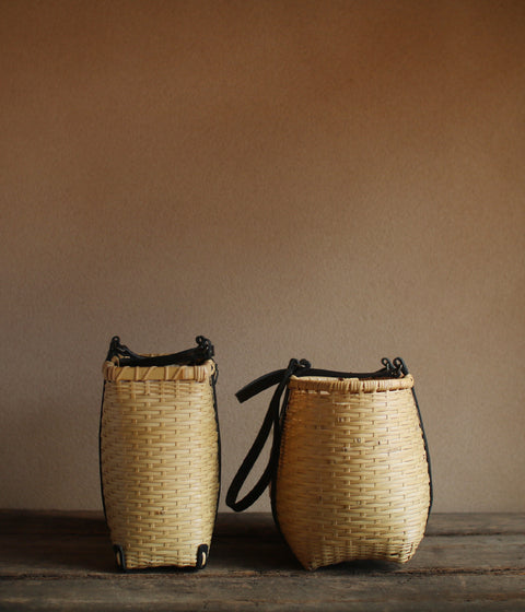Bamboo Basket Round Tote - Black Handle