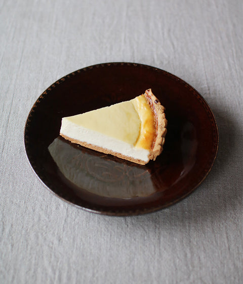 Katauchi Medium Plate {People}
