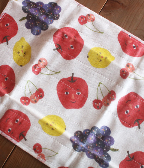 tupera tupera Kaya Weave Cotton Towel {Fruit Friends}