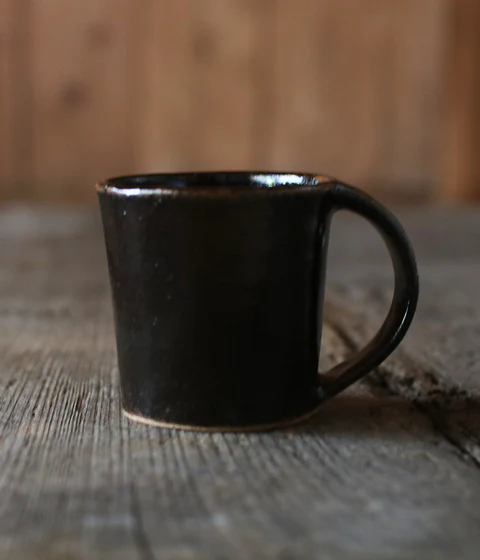 Dark Brown Pottery Mug (Black Glaze)