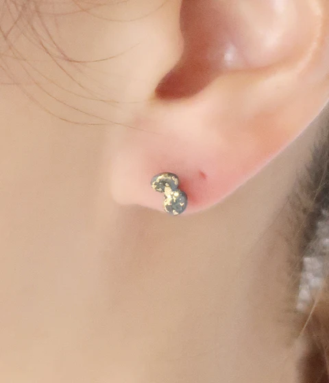 Jona "tenten futaba" Stud Earrings