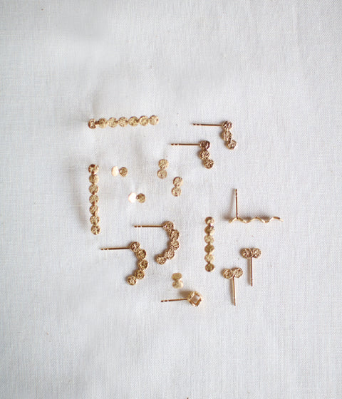 Jona "tenten futaba line" Stud Earrings