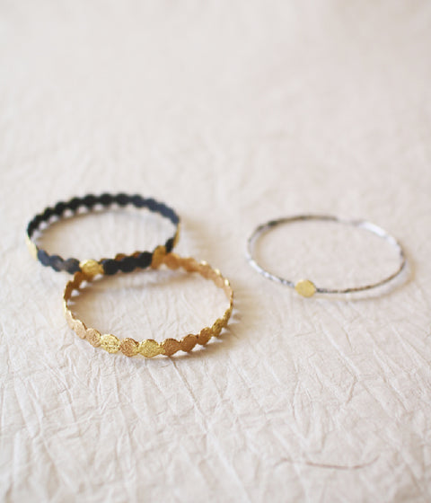 Jona 9 dots bangle / gold (ships in 1 week)