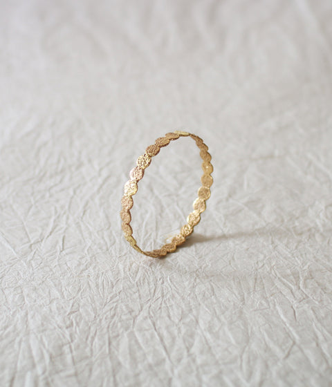 Jona 9 dots bangle / gold (ships in 1 week)