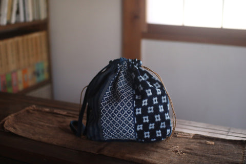 Patchwork Drawstring Shoulder Bag [B]
