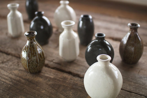 Faceted Kohiki Bottle Vase (White)
