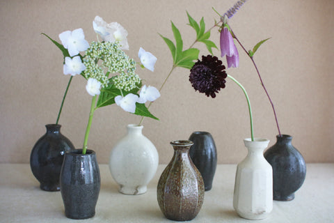 Flat Round Kohiki Vase (White)