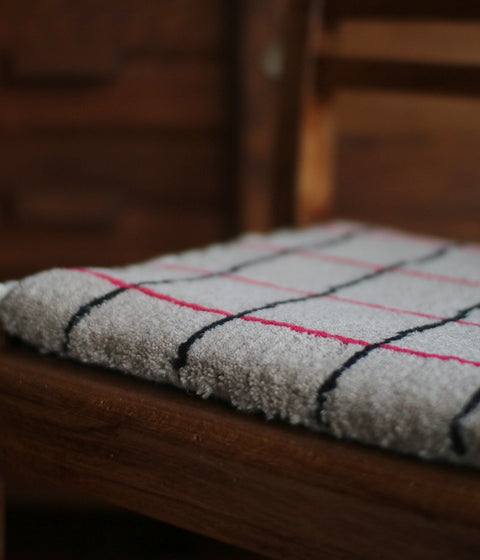 Yonezawa Dantsu Woven Wool Chair Mat {Whimsical Lattice} [15% OFF] - sold out