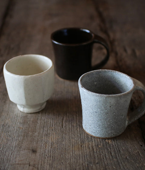Light Grey Pottery Mug (Namako Glaze)