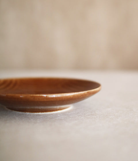 Katauchi Mini Plate {People / Light Brown}
