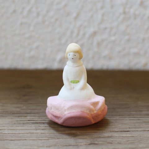 [20% OFF] Small Ceramic Figure {Thumbelina}