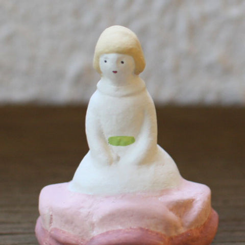 [20% OFF] Small Ceramic Figure {Thumbelina}